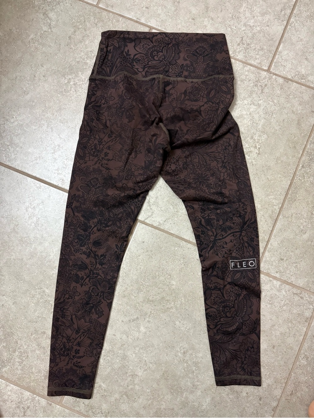 Fleo El Toro Brown and Black Floral High-Waist  Leggings